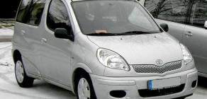 Toyota Yaris Verso